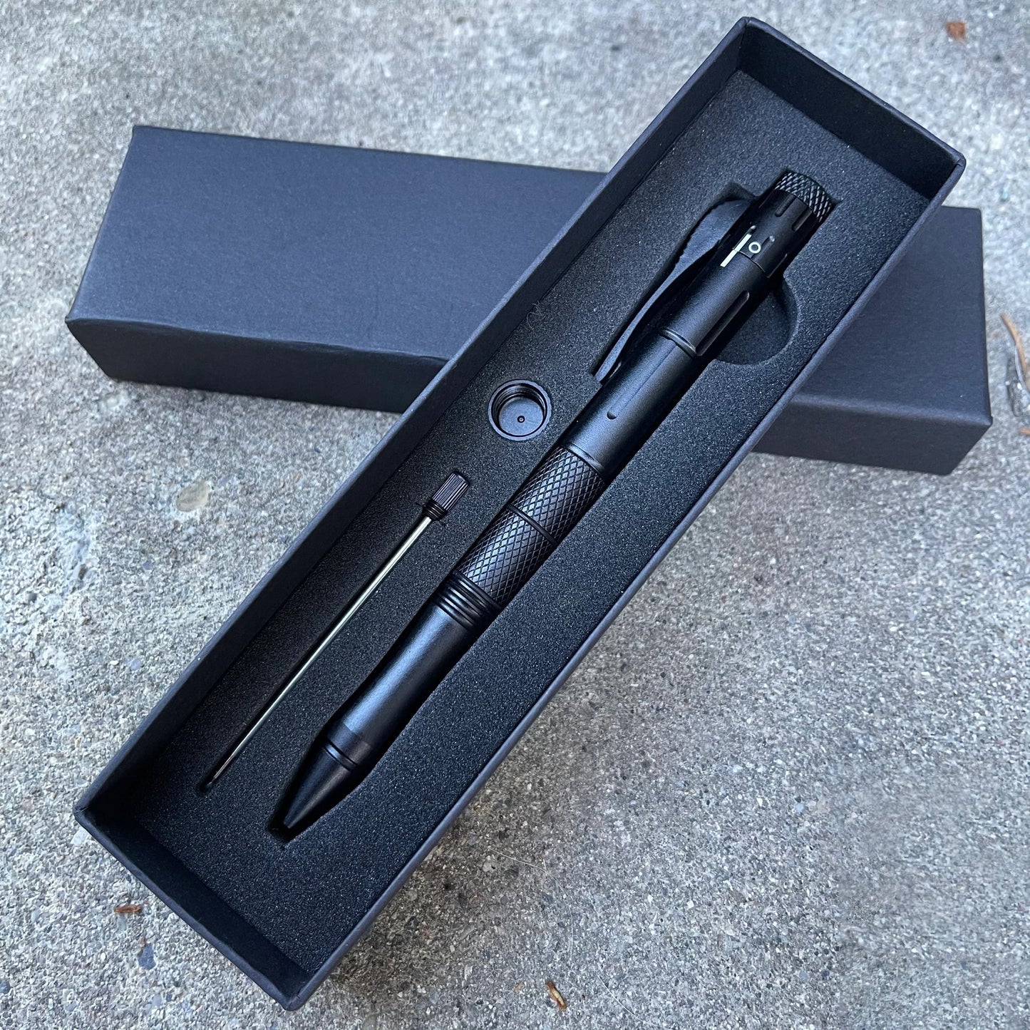 A-TEN INDEED TYRANT PEN  It's super snappy, light weight, easy to use and easy to hide!